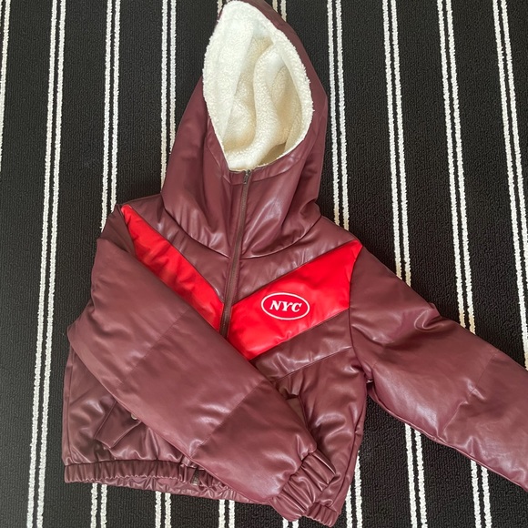 Cropped Puffer Jacket - Picture 2 of 3